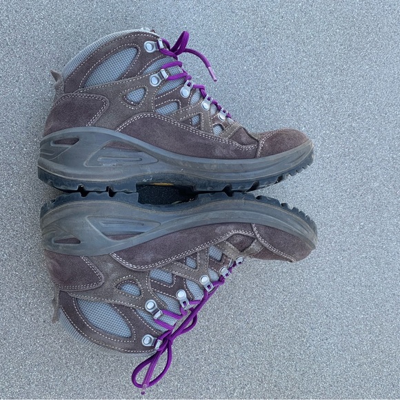 LL Bean women’s Gore-Tex hiking boots, size 8. - Picture 5 of 10
